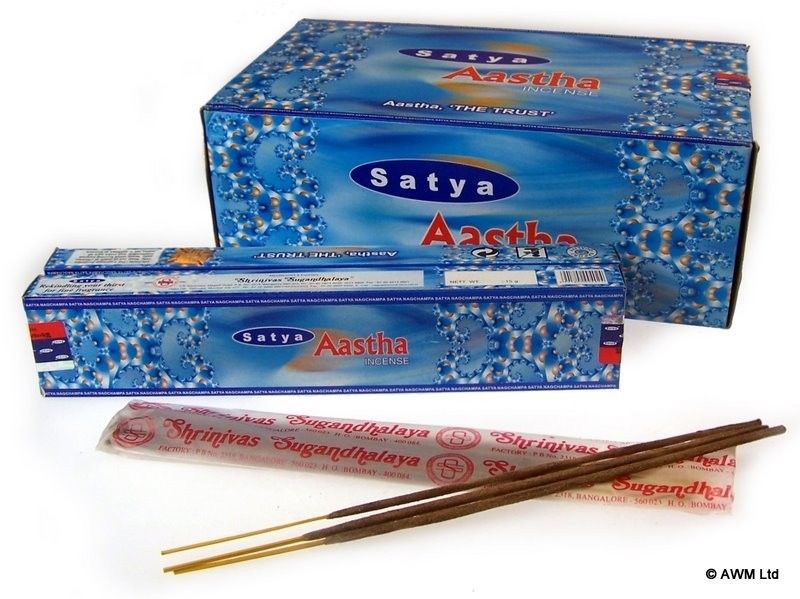 Aastha Räucherstäbchen 15g Packungen