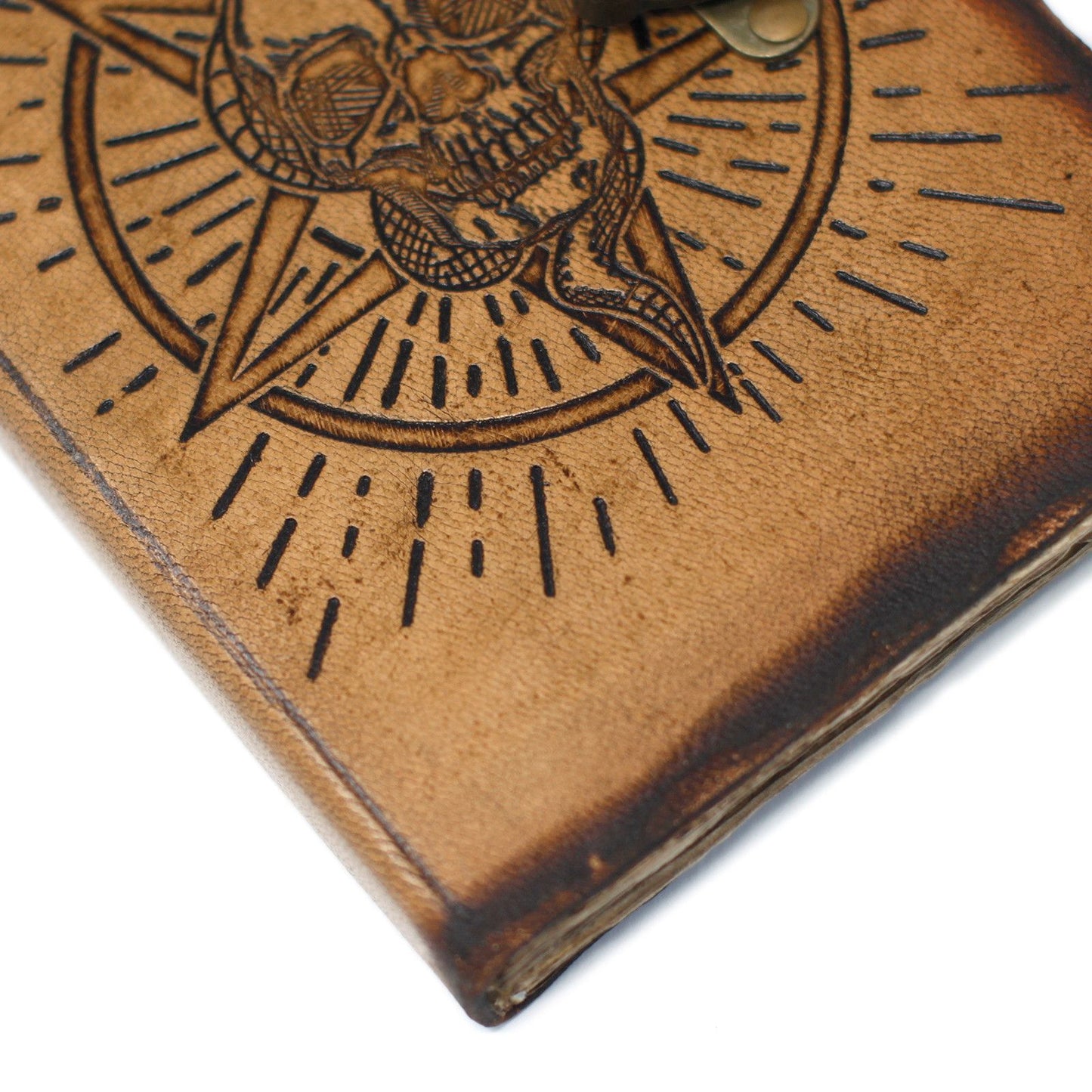 Leder Pentagon und Totenkopf mit Branddetails Notizbuch 18x13 cm
