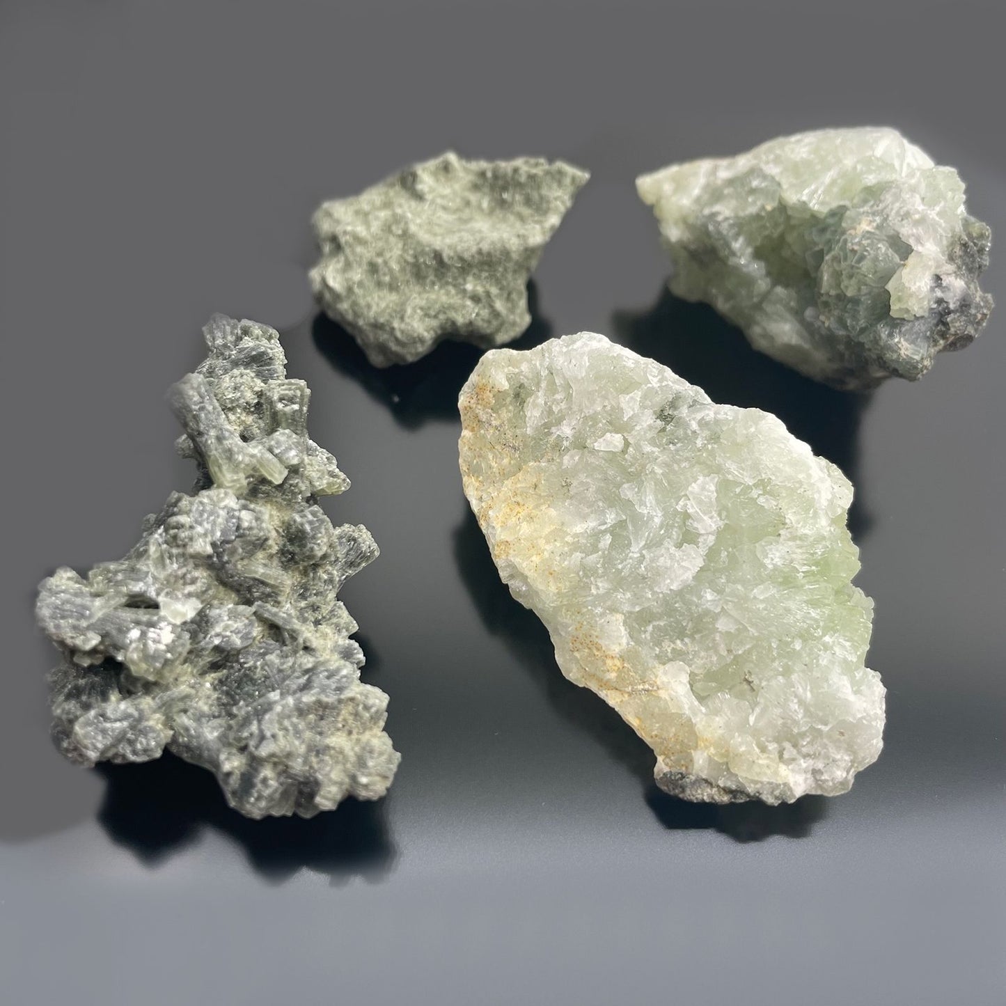 Mineralproben Kleine Prynite Ungefähr 100 Stück
