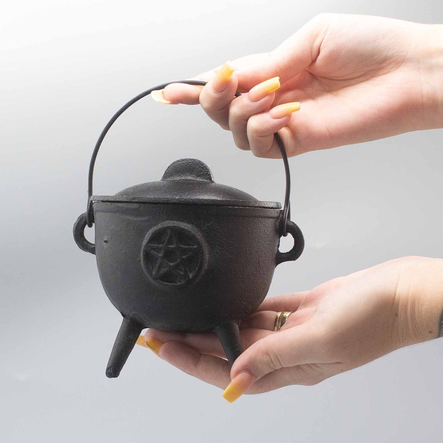 Gusseisen Kessel Mit Pentagon 11x13cm