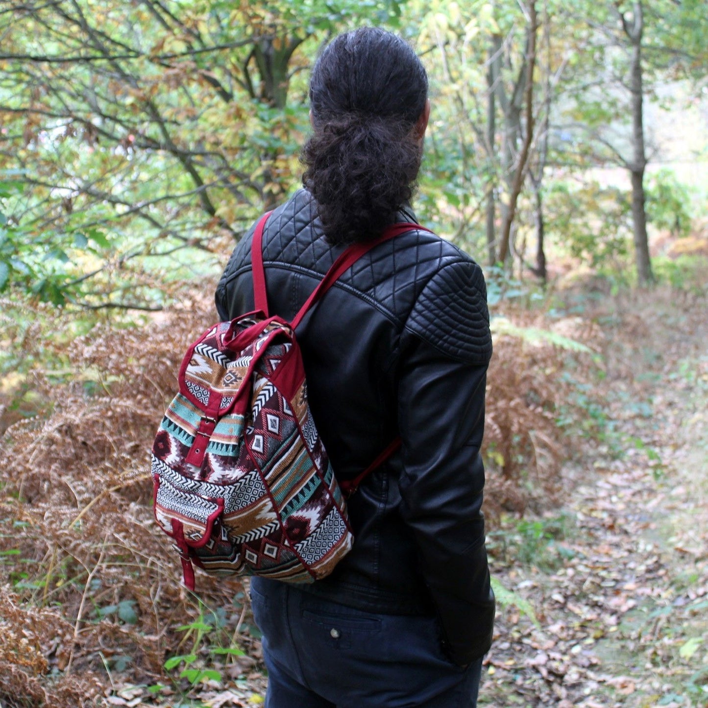 Jacquard Rucksack - Schokoladenfarbener Backpack für Weltenbummler