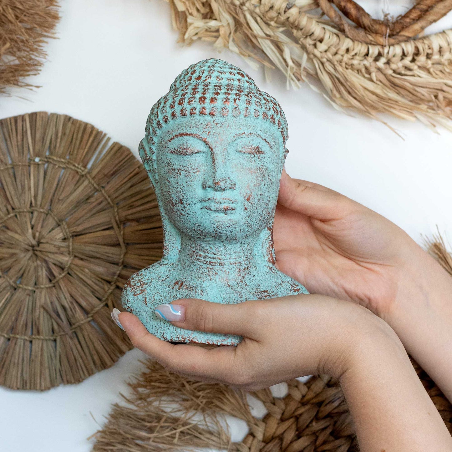 Ruhe Buddha Kopf Aus Grünem Kupfer Handgefertigt In Indonesien Robust Und Wetterfest