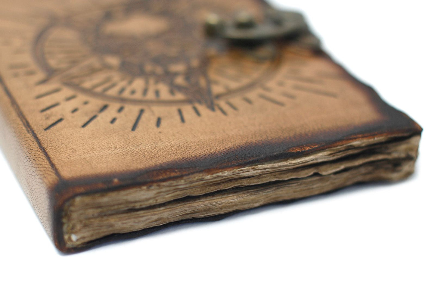 Leder Pentagon und Totenkopf mit Branddetails Notizbuch 18x13 cm
