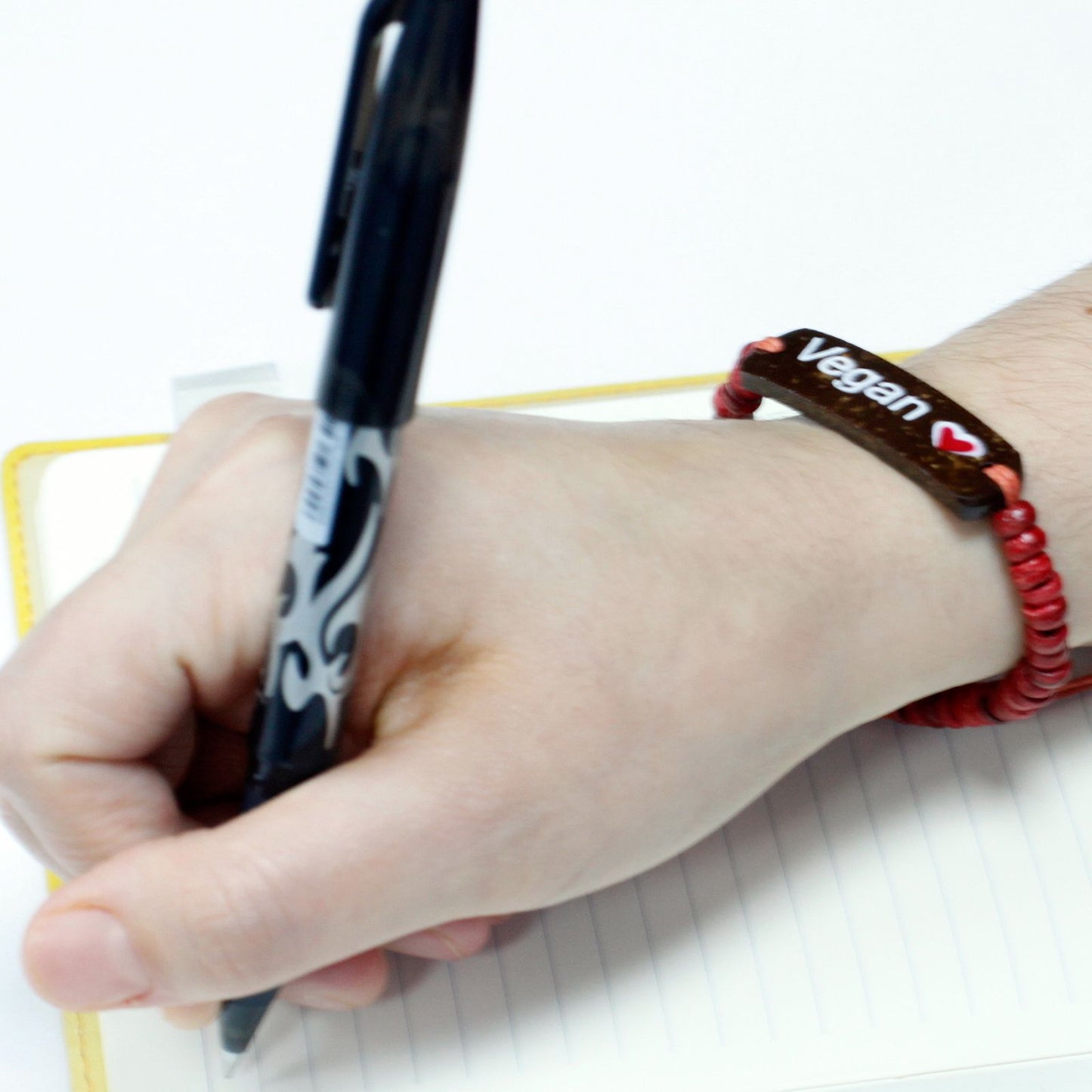 Koko Slogan Armreif Vegan aus Naturkokosnüssen