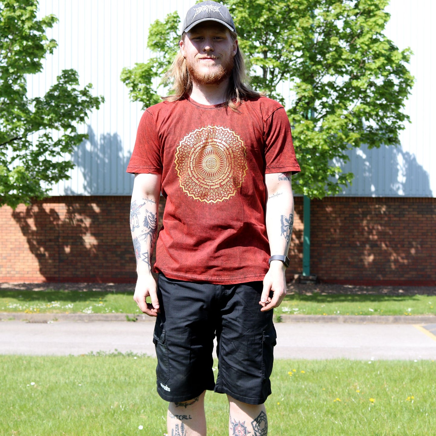 Großes Stein-Waschen T-Shirt Mandala Maroon