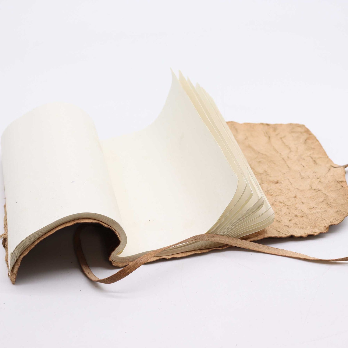 Gerolltes Leder Reise Notizbuch 96 Seiten Natürlich 21x15cm
