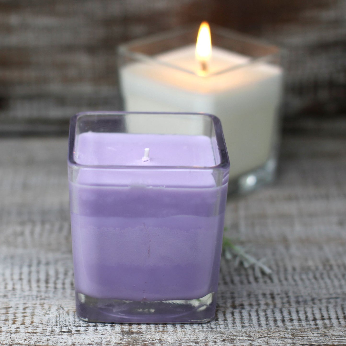 Weiße Etiketten Sojawachsglas Kerze Lavendel und Basilikum