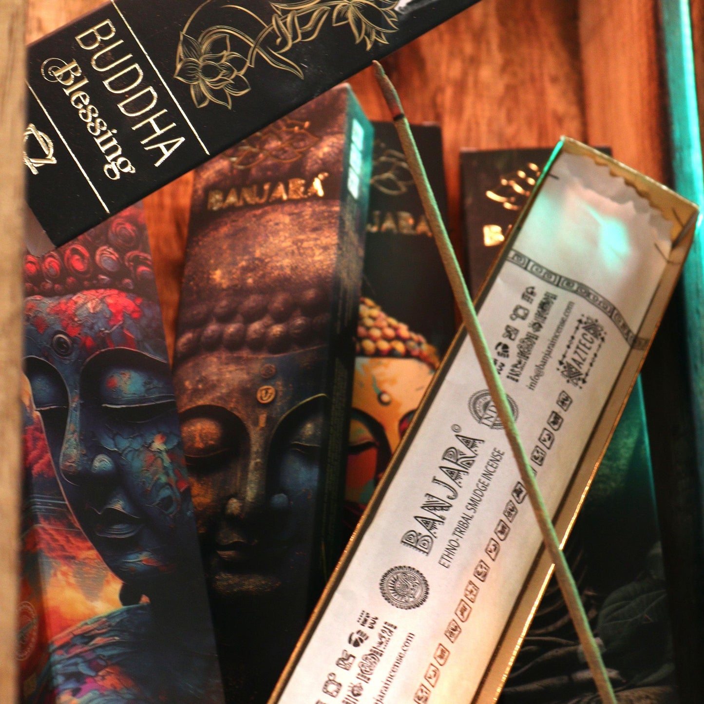 Banjara Buddha Set Von 6 In Box