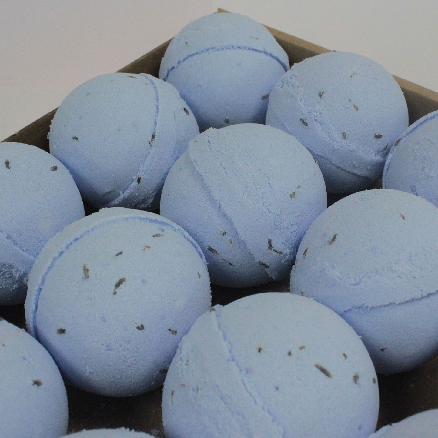 Lavendel Und Samen Badekugel Mit Sheabutter 180 Gramm