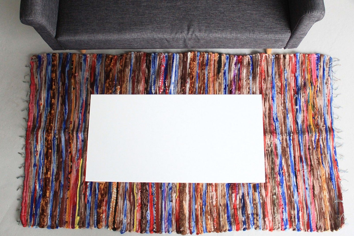 Großer Samt Teppich 105x185cm