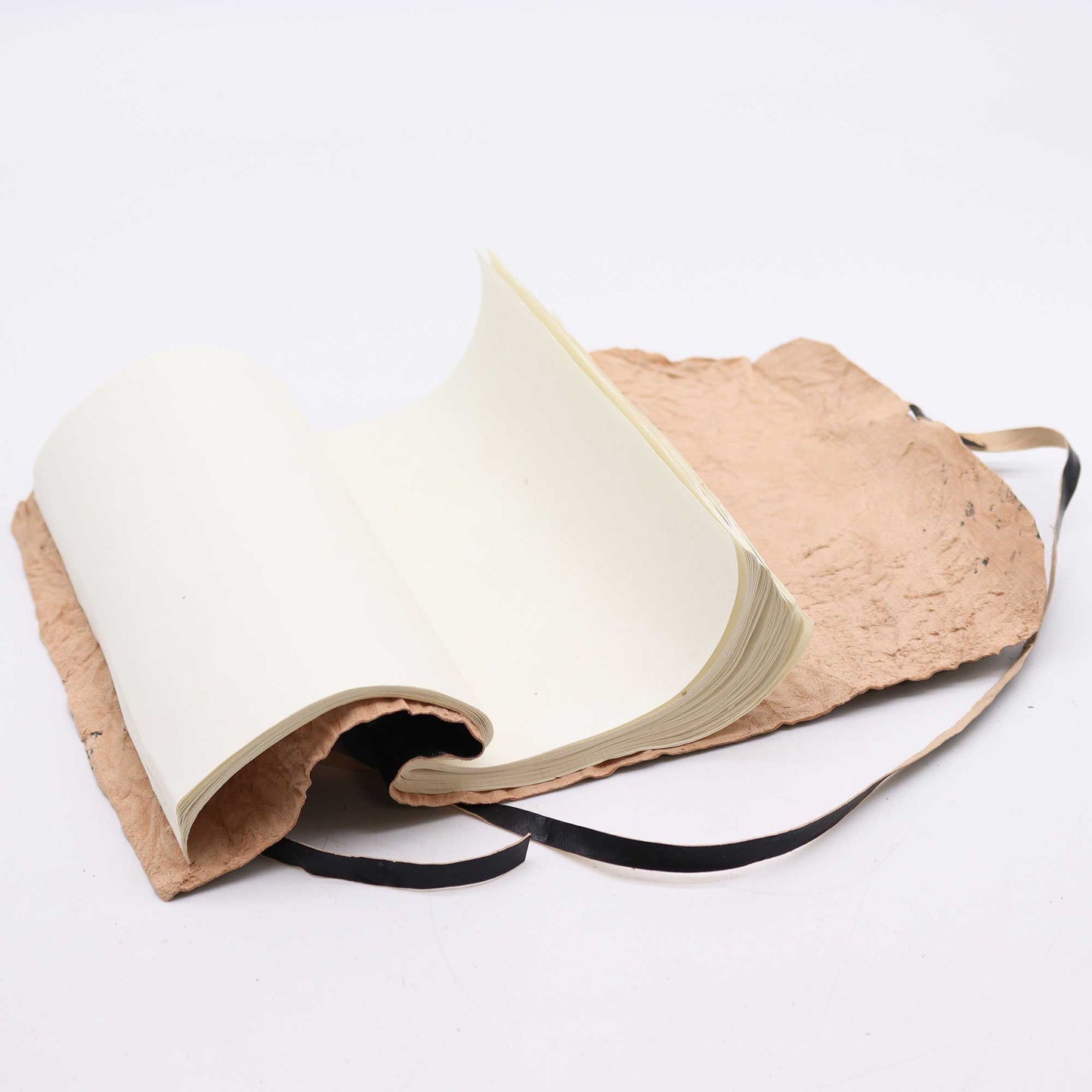 Rundgenähtes Leder Reisetagebuch 96 Seiten Schwarz 21x15cm