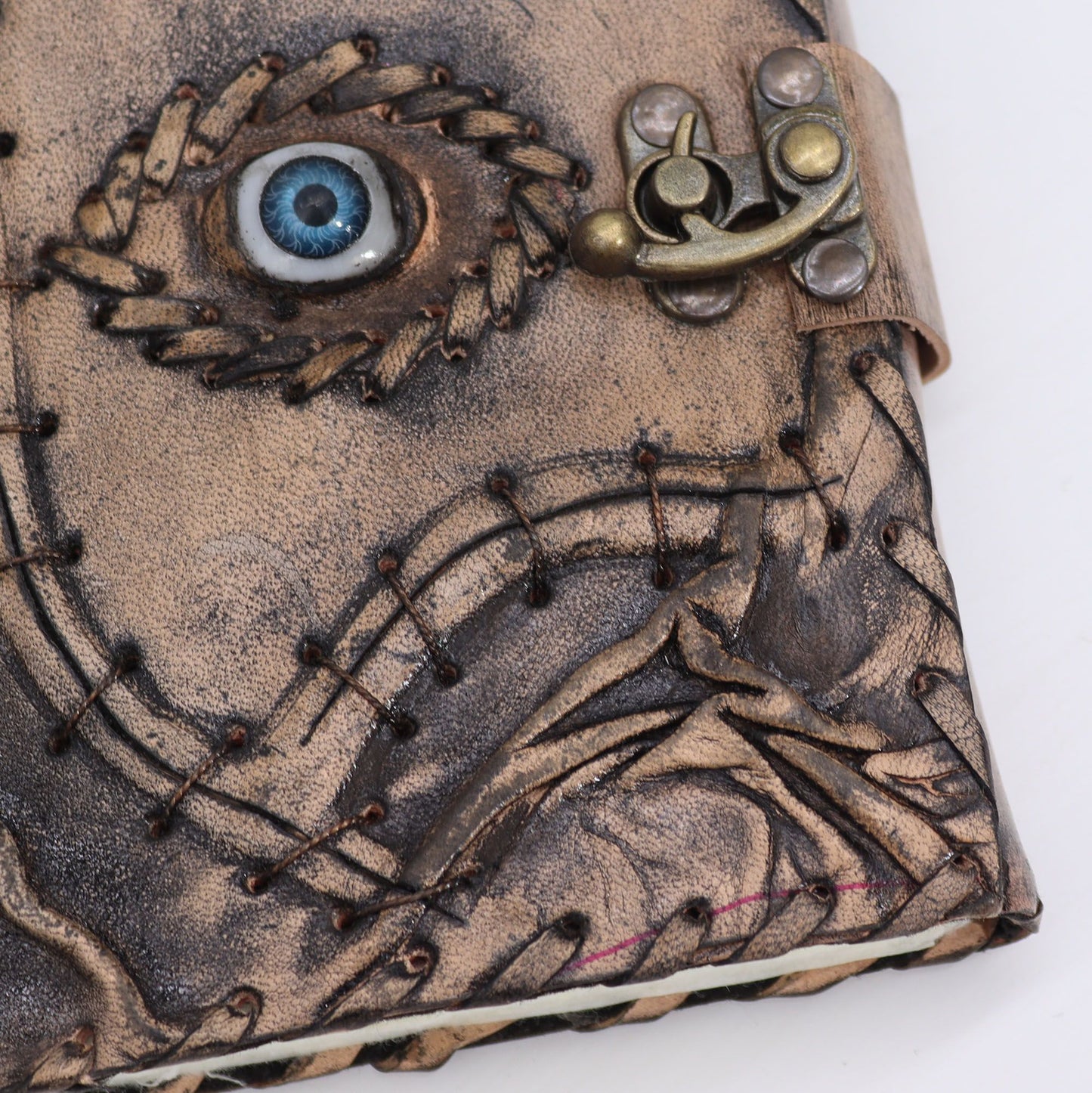 Braunes Tan Buch - Böse Augen Dekor - 160 Deckle Kanten Seiten - 17x12,5cm