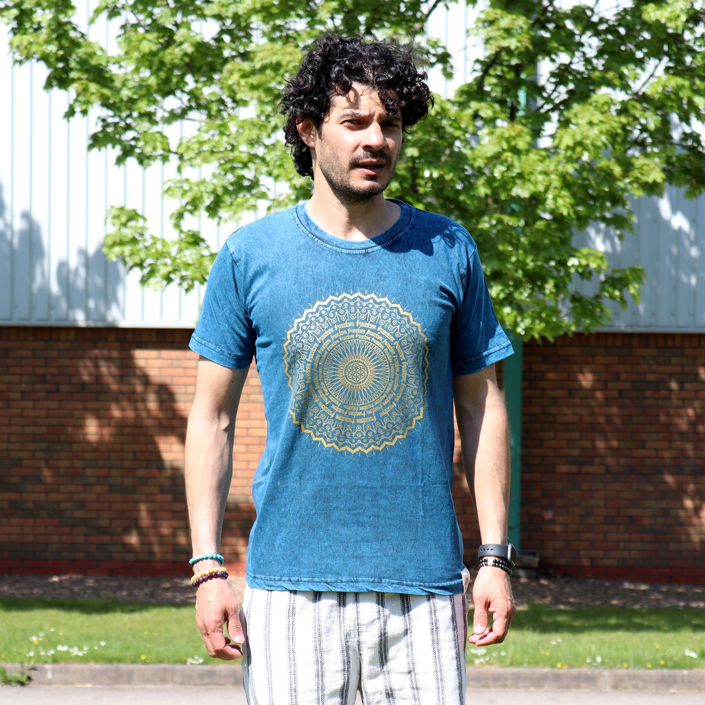 Medium Stone Washed Teashirt - Mandala - Blue