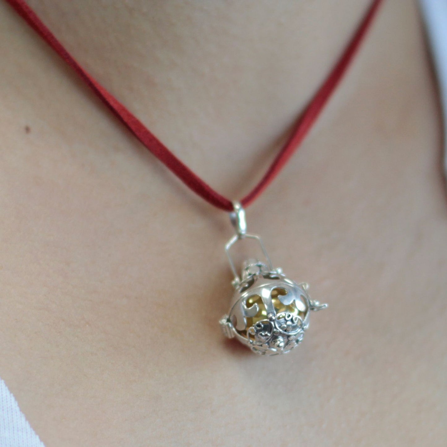 Silberner Engel Glocke Magisch 18mm