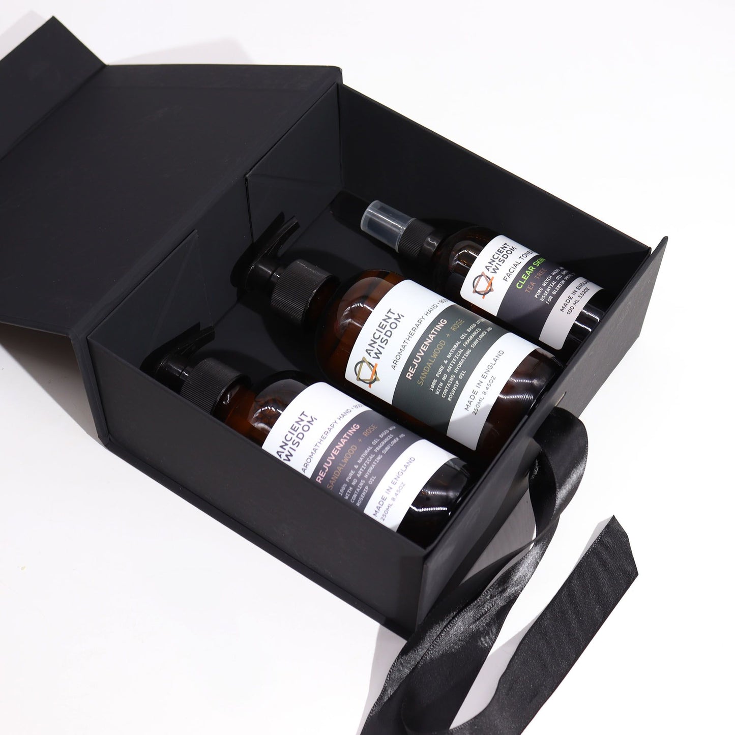 Flachverpackte Geschenkbox Mittel Quadratisch 20x18.2x8cm Schwarz