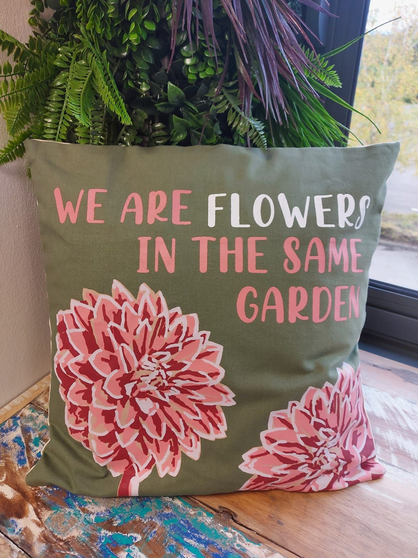 Bedruckter Baumwollkissenbezug - Wir Sind Blumen - Olivgrün