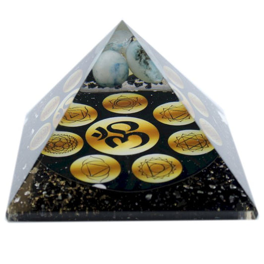 Orgonite Pyramide Mitternachts Om Chakra 90mm