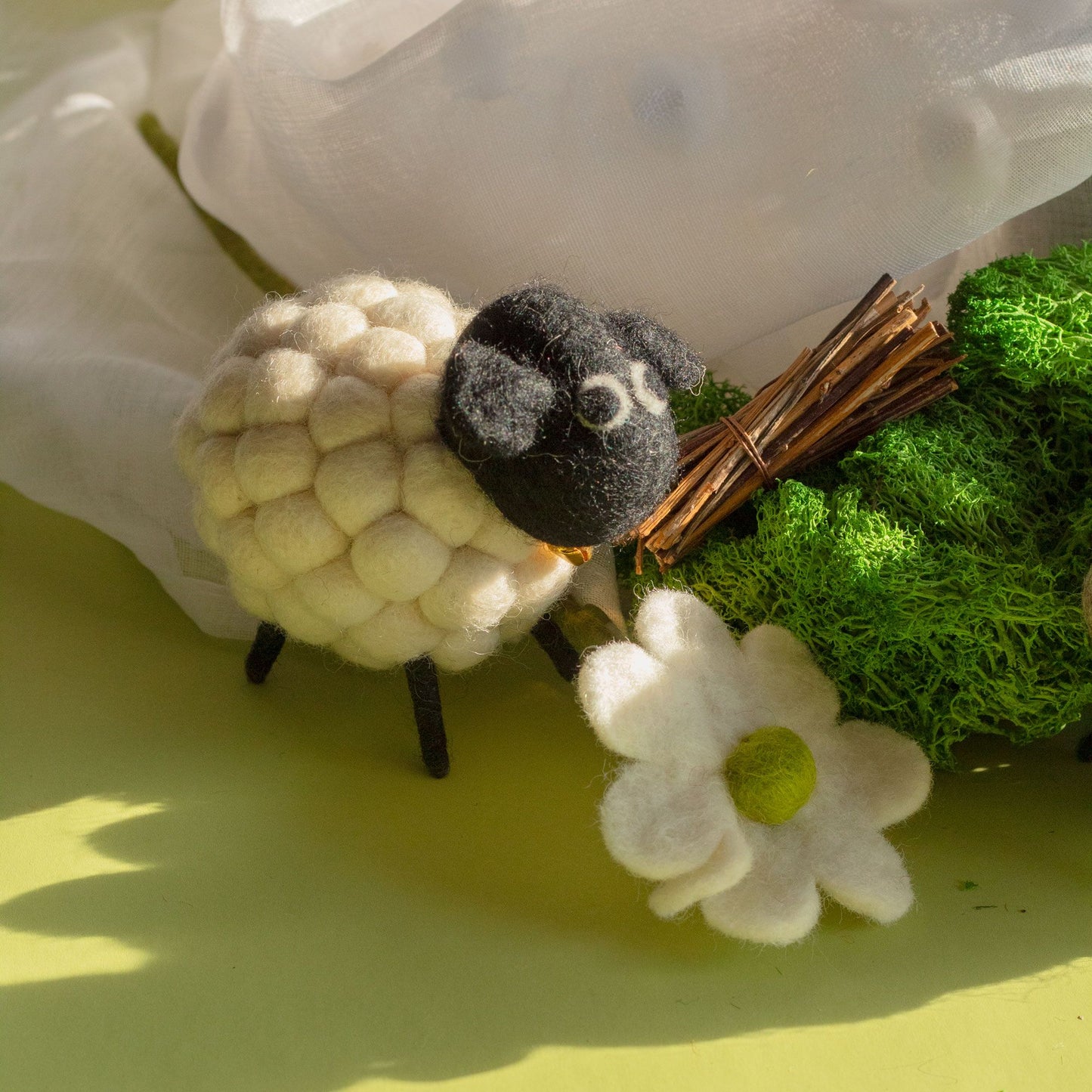 Kleines Filzschaf - Weiß