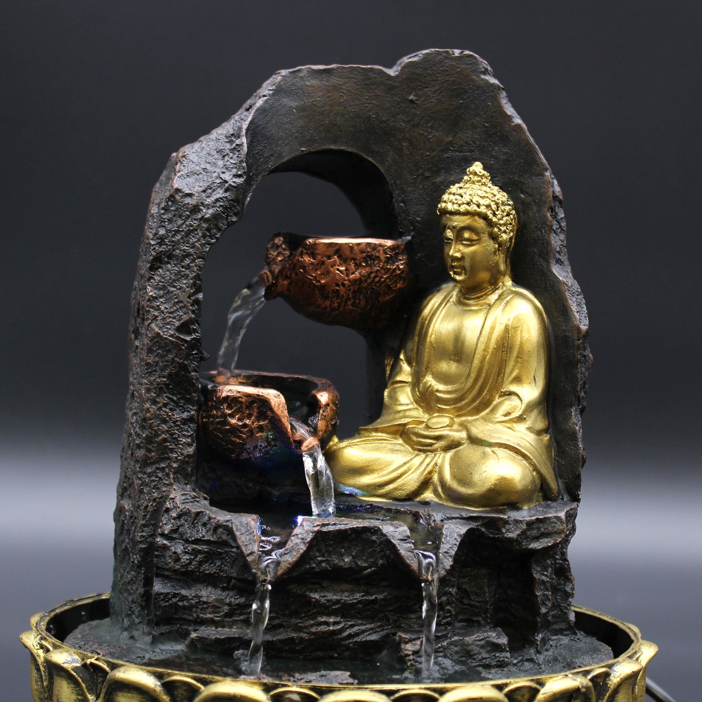 Tischbrunnen Mit Goldenem Meditierendem Buddha 30cm