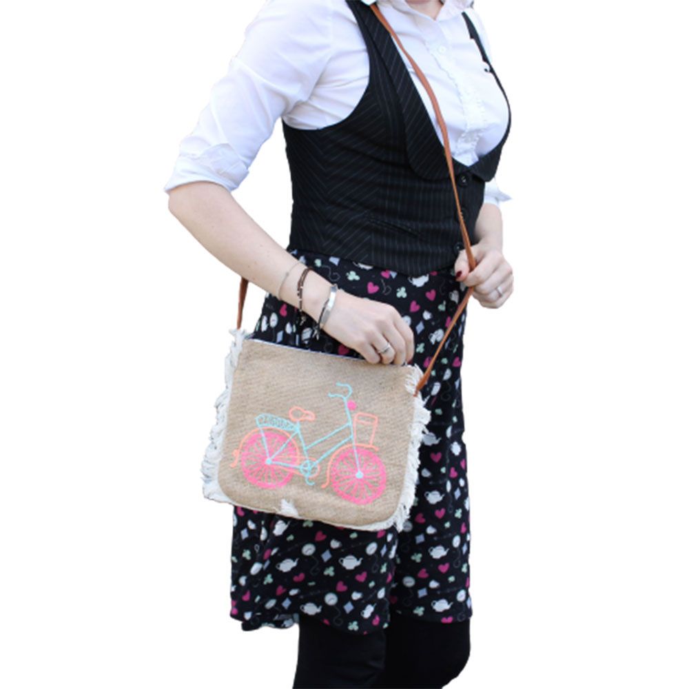 Fab Fransen Tasche Mit Sommermuster Stickerei