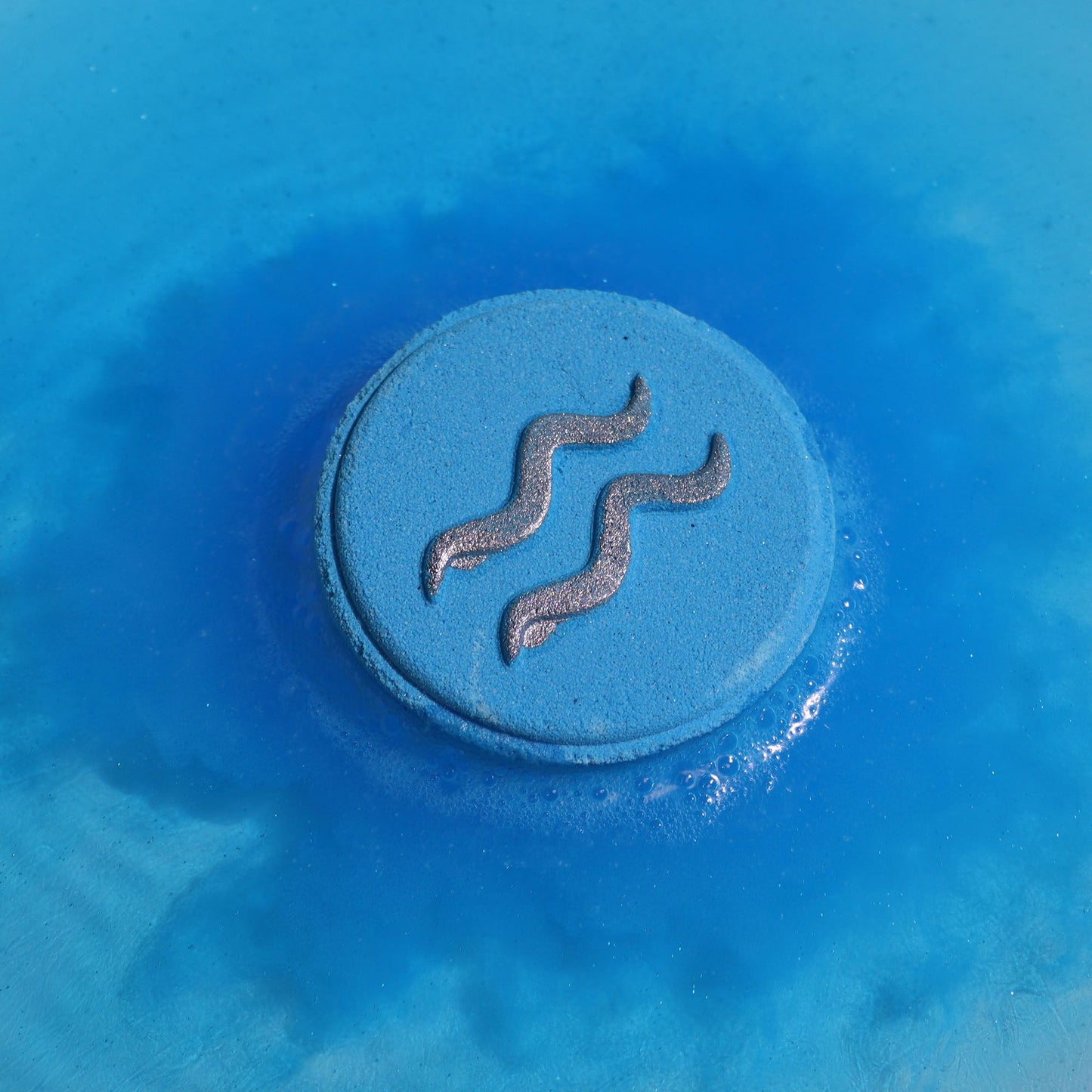Set Von Sternzeichen Badepralinen Mit Horoskop - Wassermann