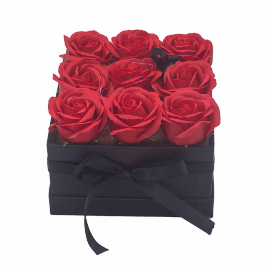 Seifenblumen Geschenkstrauß - 9 Rote Rosen - Quadrat