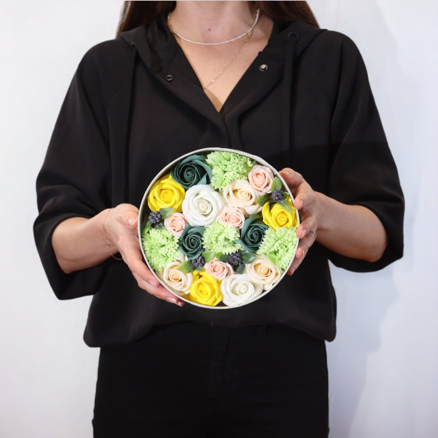 Runde Box Frühjahrsfeier Gelb und Grün