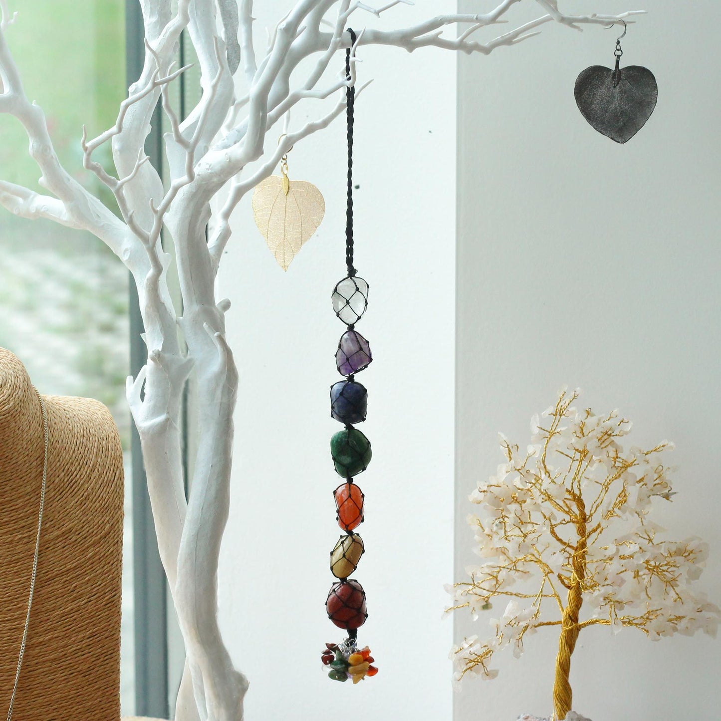 Hängender Chakra Stein Anhänger Mit Sieben Chakra Chips