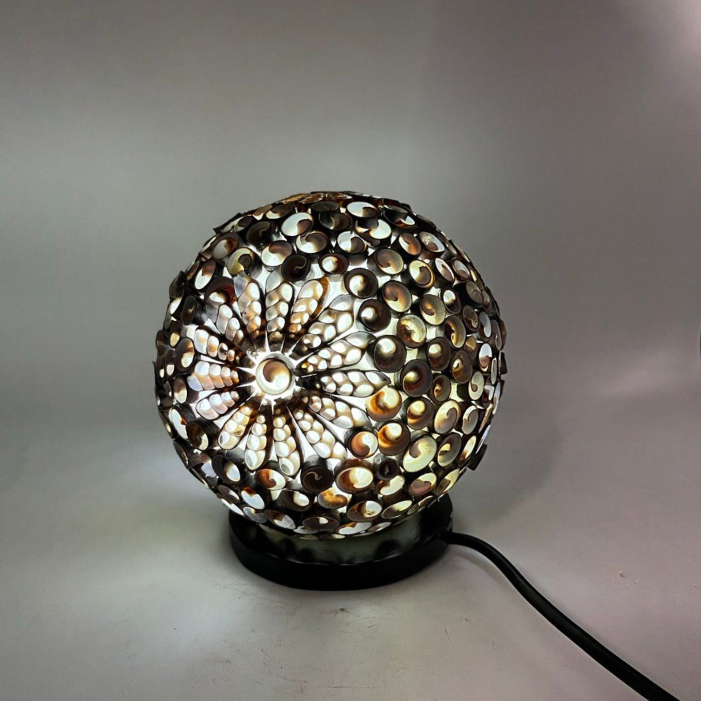 Boho Muschel Lampe - Schokoladen Drehung Globe - 15cm