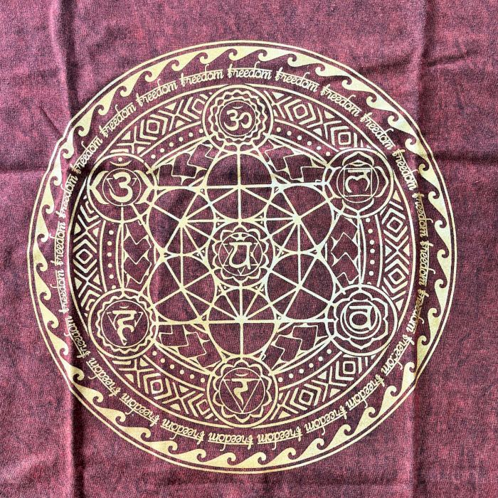 Mittlere Steingewaschene T-Shirt Chakra Maroon
