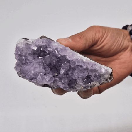 Mittleres Natürliches Hochwertiges Amethyst Stehendes Cluster 350-450 Gramm 7.5-10 cm
