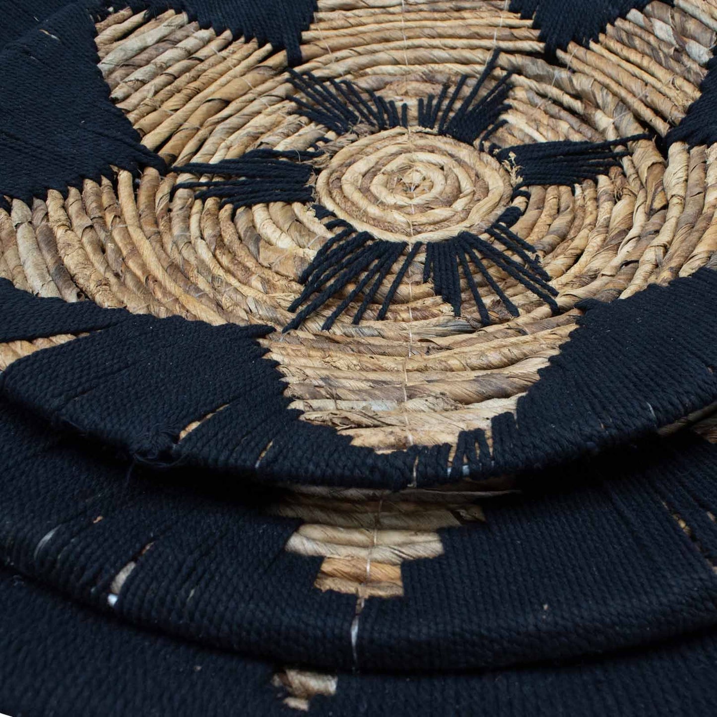 Set Aus Drei Seetang Schalen Wandkunst Schwarz