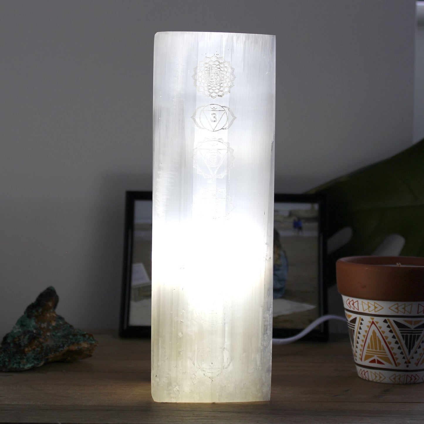 Selenit Blocklampe 25cm - Chakra Lampe