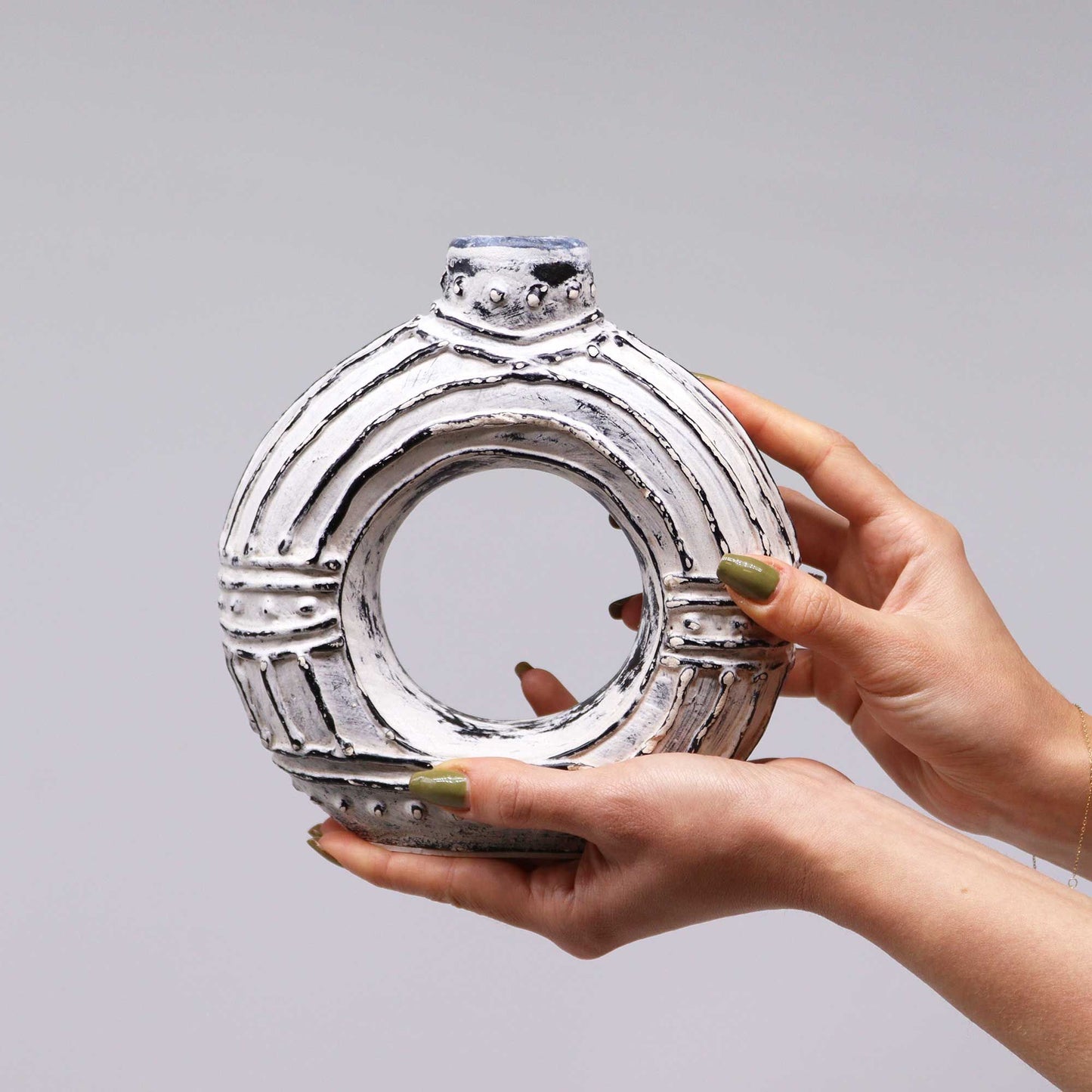 Runder Donutförmiger Vase Creme 18cm