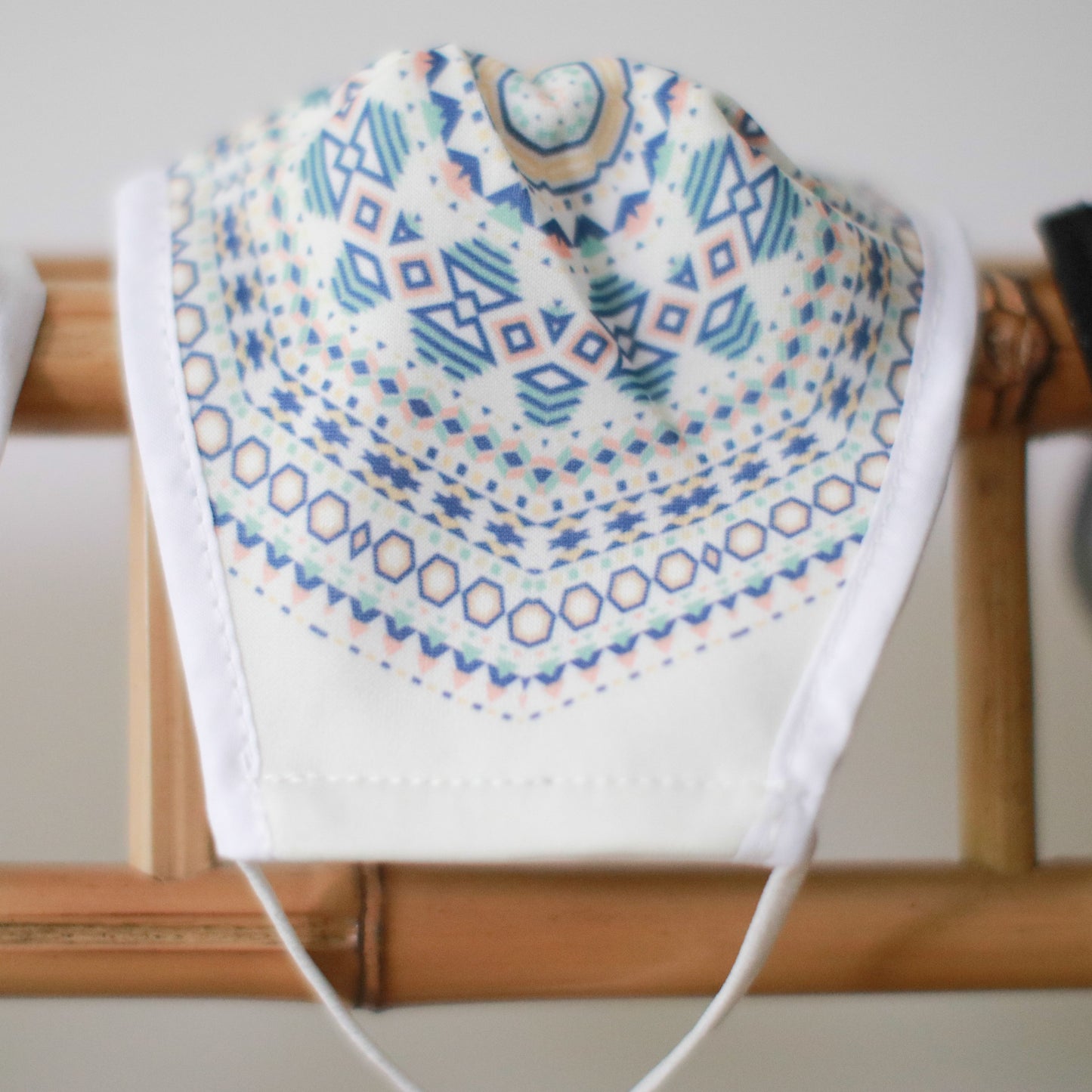 Wiederverwendbare Modische Gesichtsmaske - Aztekischer Tribal (Erwachsene)