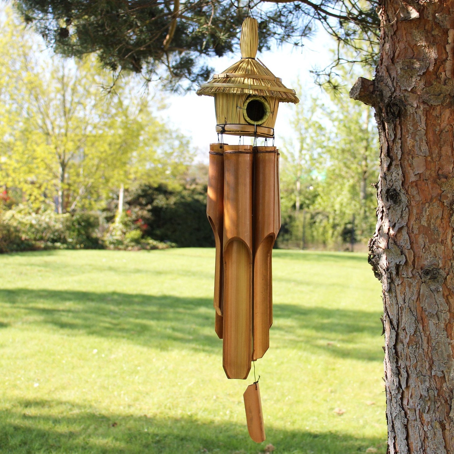 Große Runde Seegras Vogelbox mit Klangspielen 56x20cm